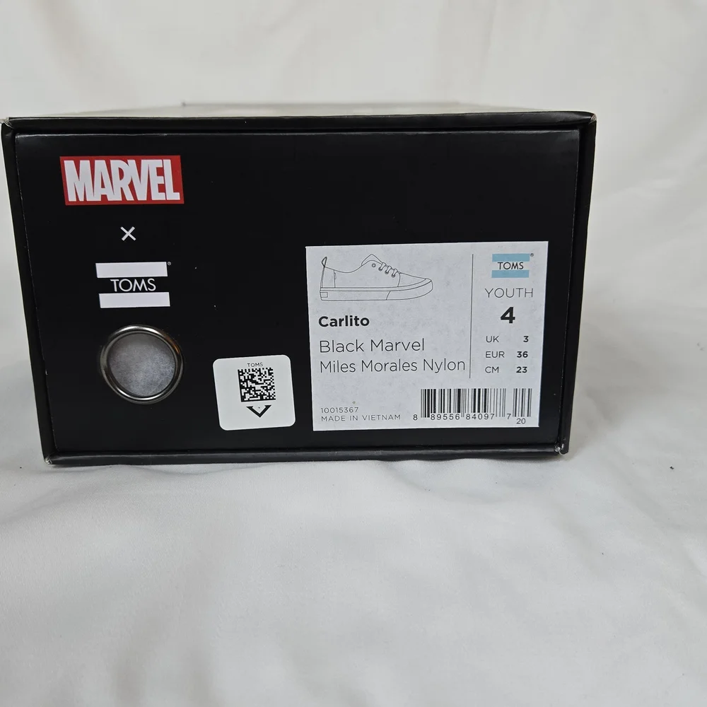 Marvel x TOMS Carlito Miles Morales Black Red Spiderman Nylon Sneakers NIB 4Y‎